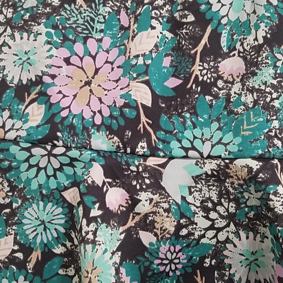 FRENCHI abstract floral print mini skirt Ruffle Bottom Small - Picture 5 of 7